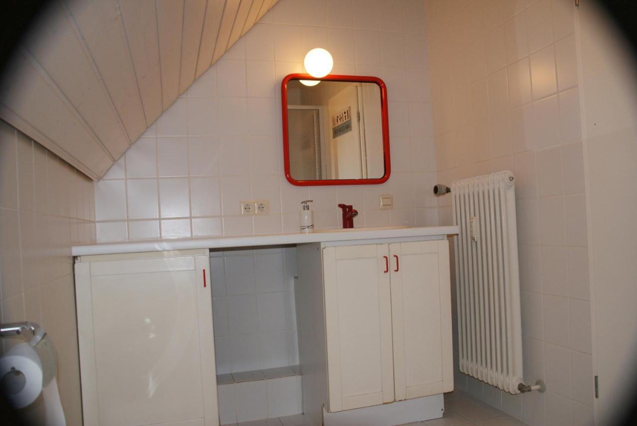 Haus Schoenwald Freiburg im Breisgau Kamer foto